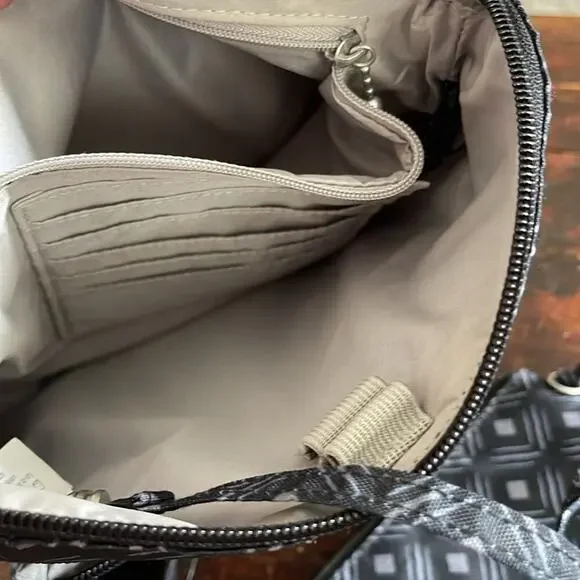 Baggallini Black Print Everywhere Crossbody Bag W/Pouch 9"x9"x2.5" - Picture 5 of 7